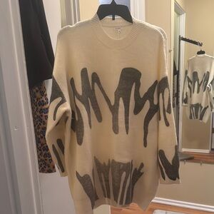 Stylish Cream Sweater with Gray Pattern